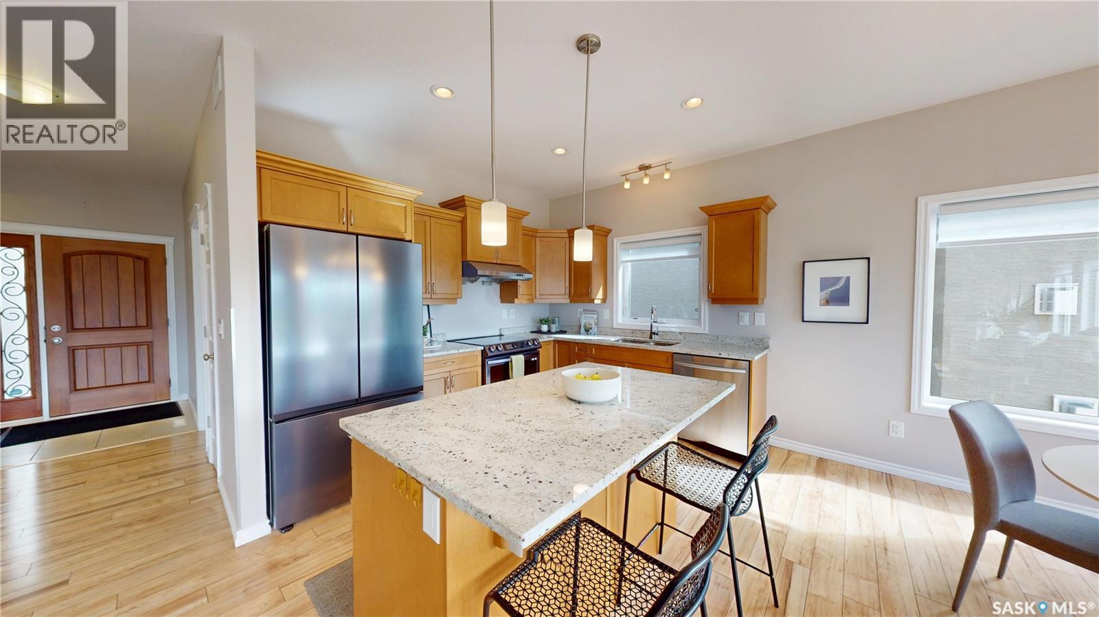 242 Whalley CRESCENT - Image 3