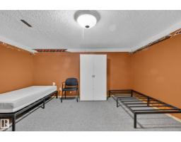 11 Howson Cr Nw, Edmonton, AB T5A4T7 Photo 34