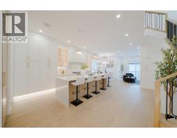 2207 Victoria Crescent NW - photo 10