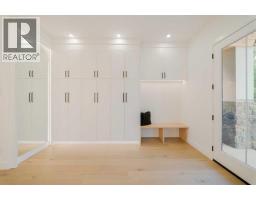 2207 Victoria Crescent NW - photo 3