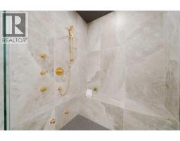 2207 Victoria Crescent NW - photo 28