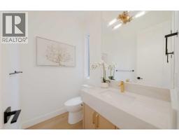 2207 Victoria Crescent NW - photo 20