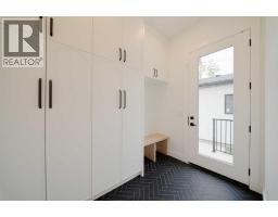 2207 Victoria Crescent NW - photo 19