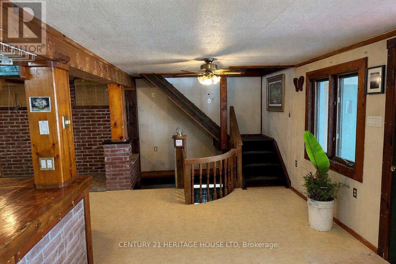 3393 WANEETA DRIVE - Image 11