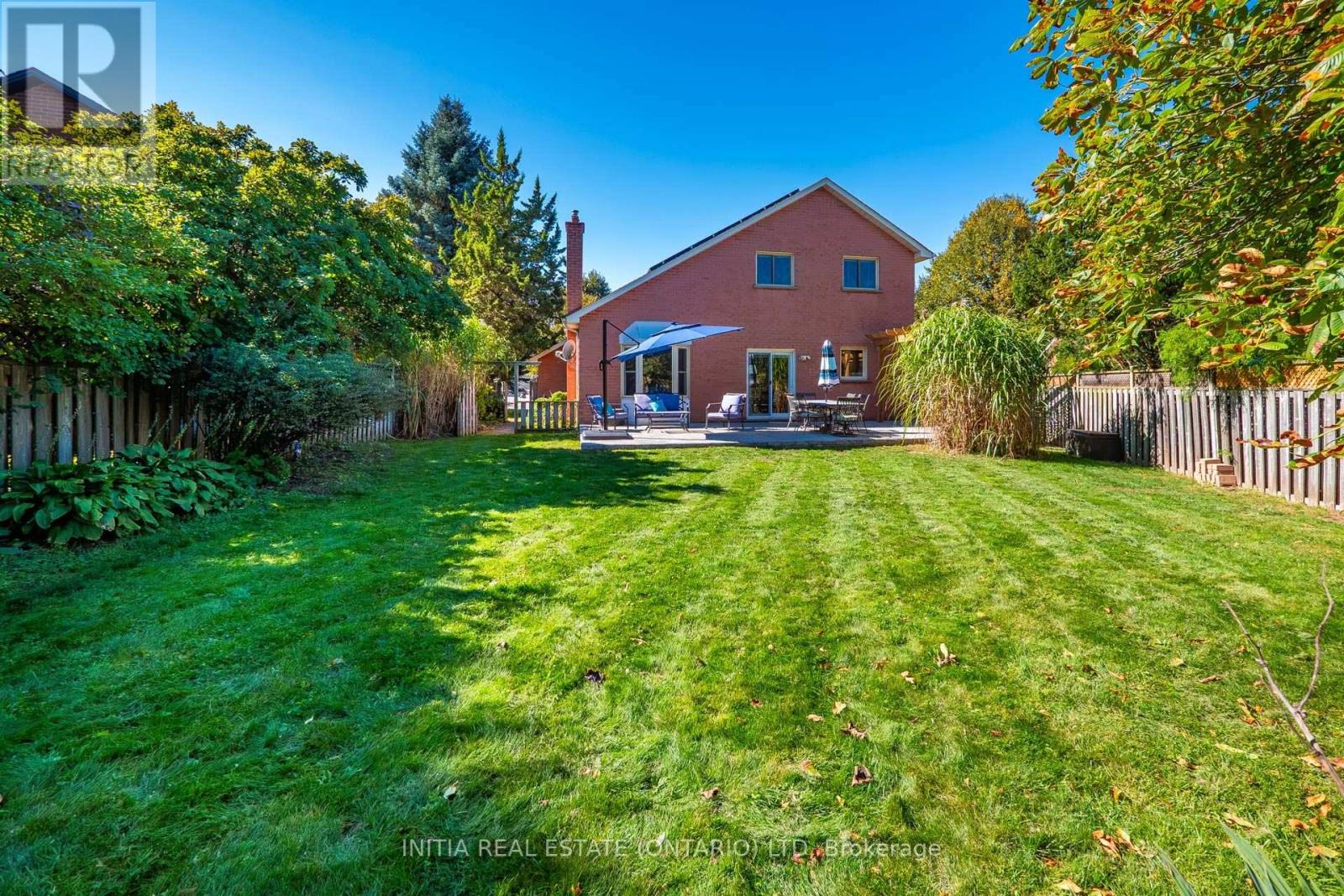 10 HANDORF DRIVE - 21