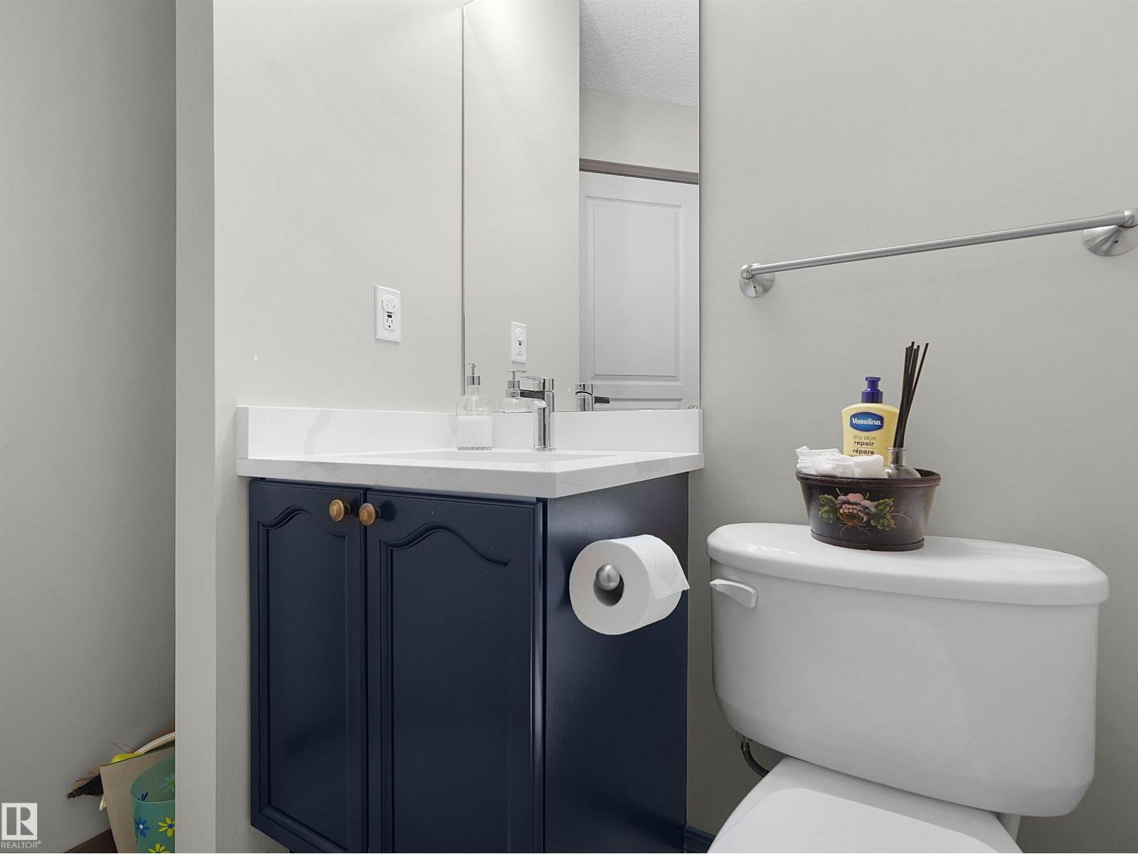 1025 GRAHAM CT NW - 19
