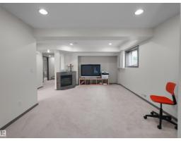 1025 Graham Ct Nw, Edmonton, AB T5T6L4 Photo 43