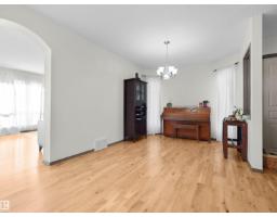 Bedroom 2 - 1025 Graham Ct Nw, Edmonton, AB T5T6L4 Photo 6