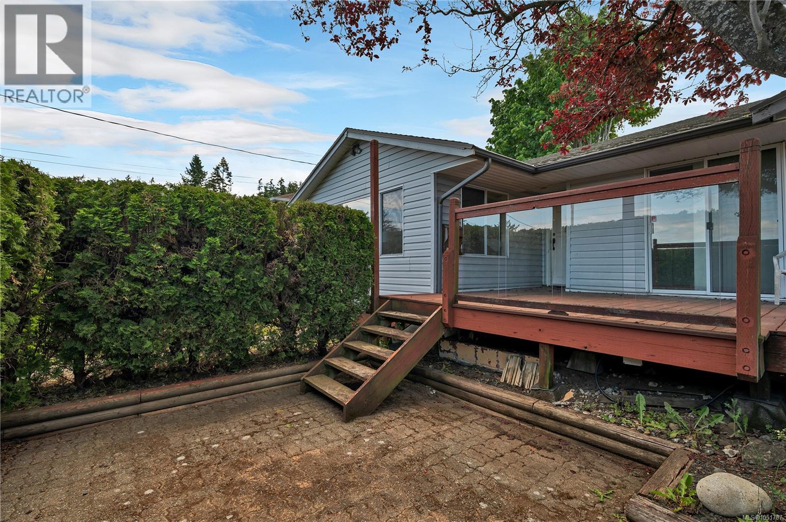 558 Alder St - Image 27