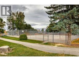 8, 330 Canterbury Drive SW - photo 15