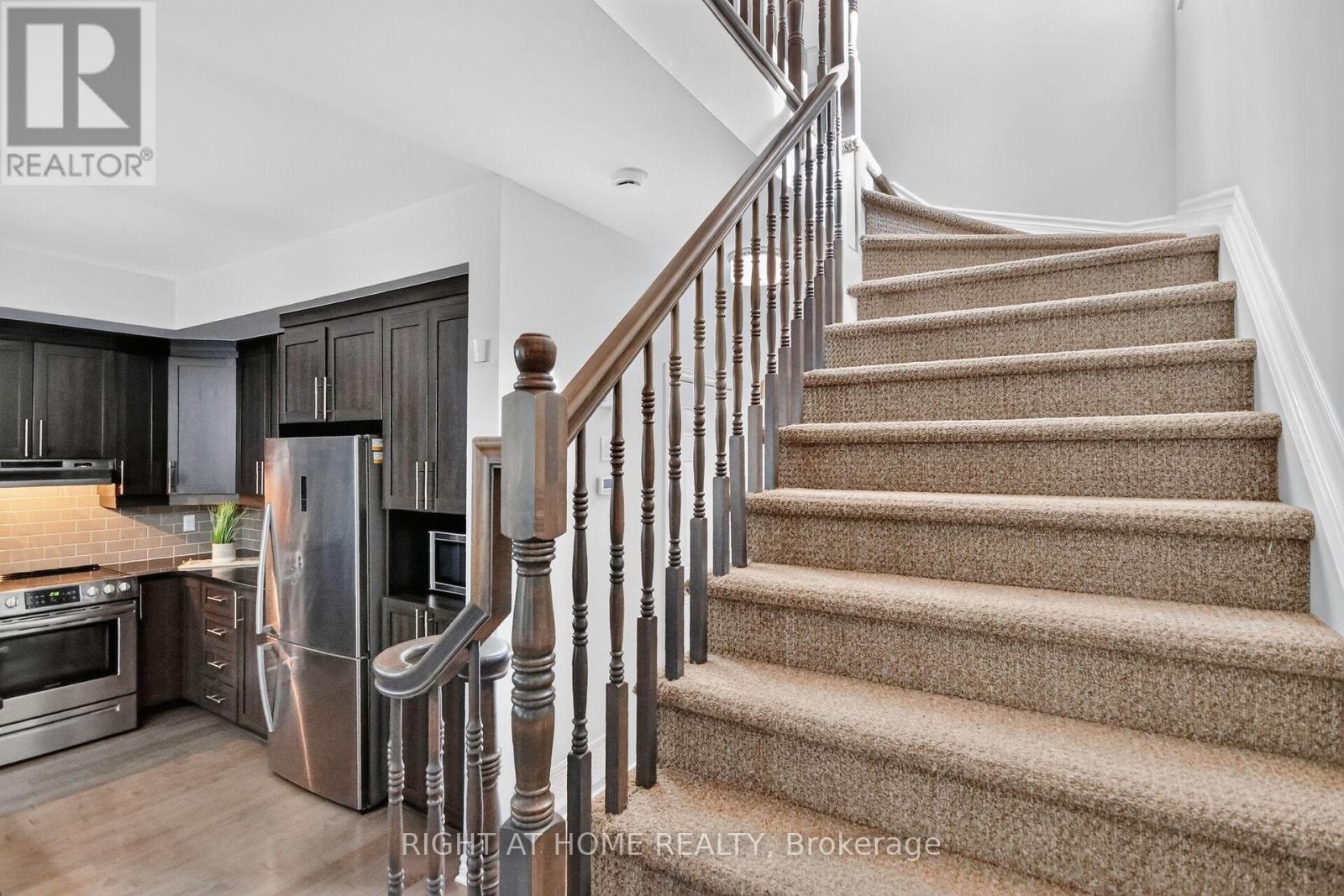 221 KING STREET - Image 15
