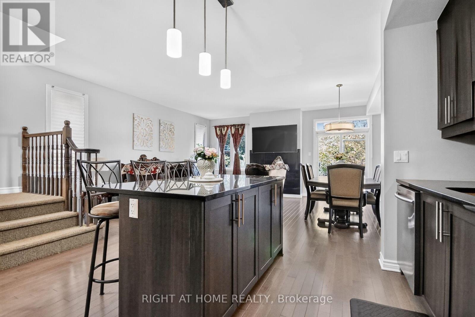 221 KING STREET - Image 6