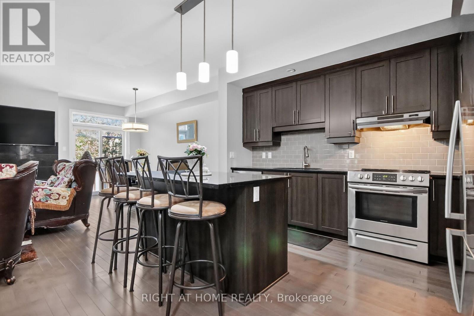 221 KING STREET - Image 7