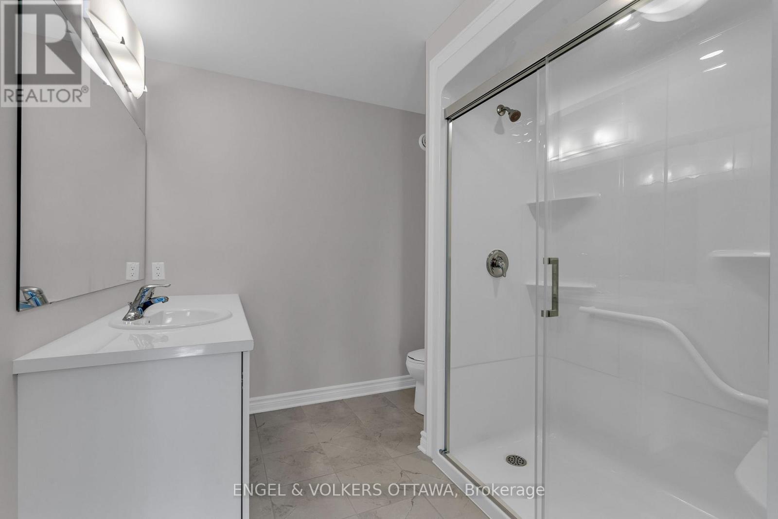 102 Seabert Drive — photo 14