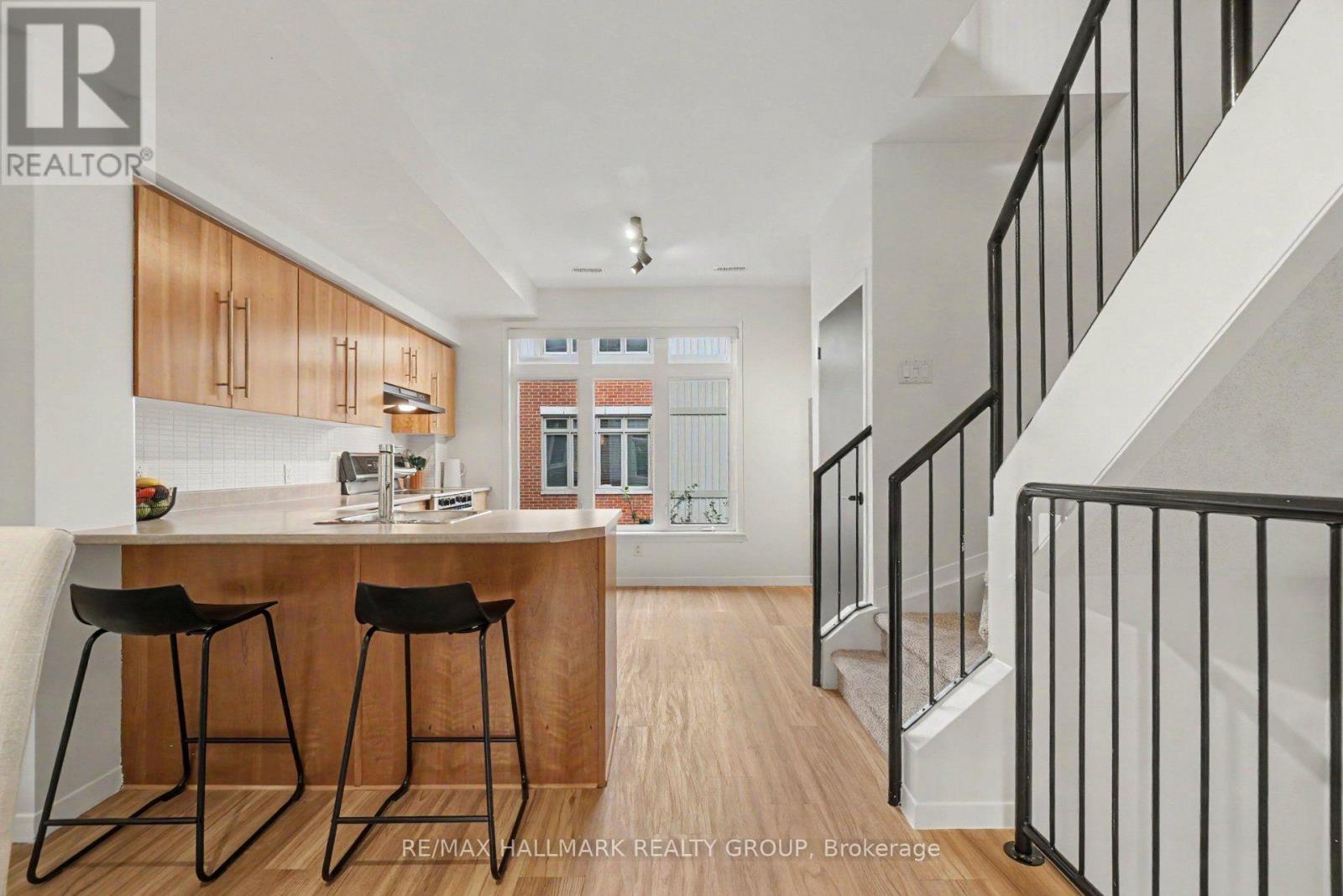 795 Montreal Road — photo 8