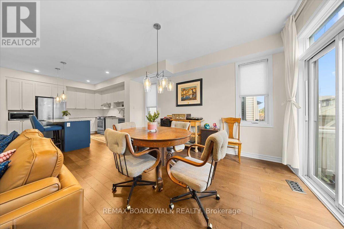 248 MUNRO STREET - 11