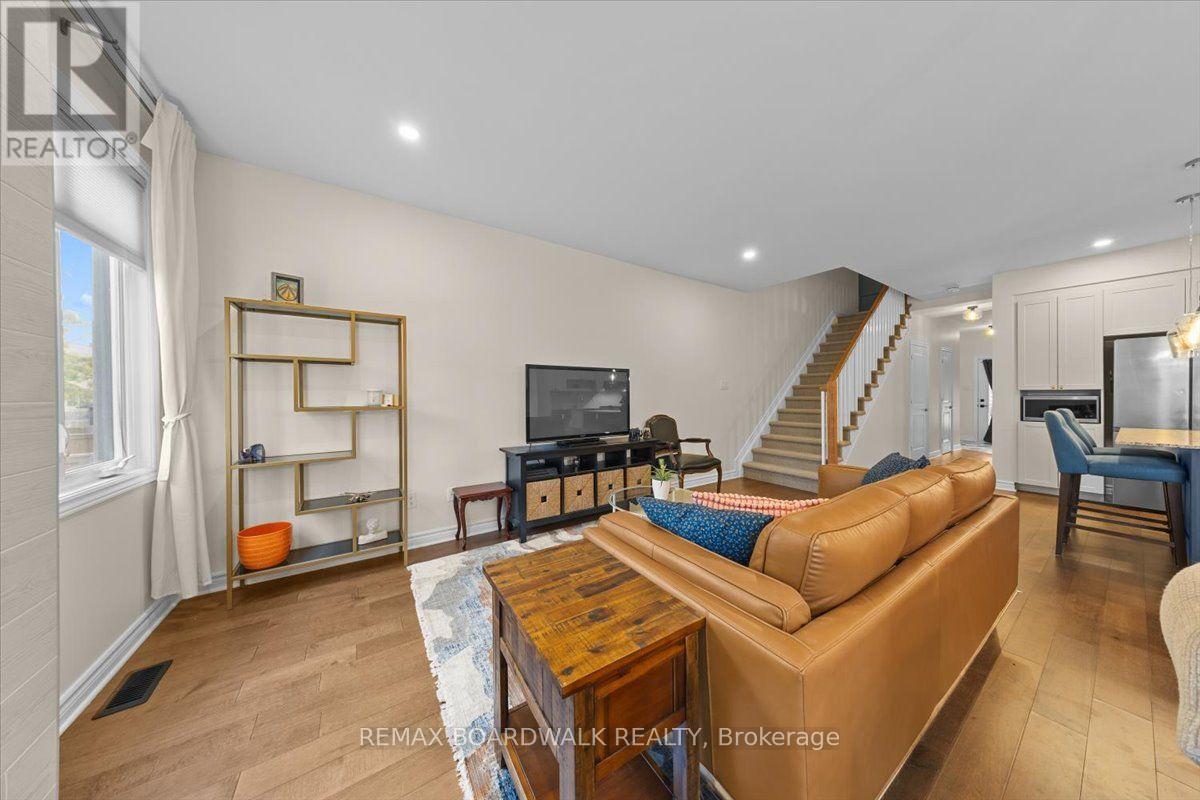 248 MUNRO STREET - 15