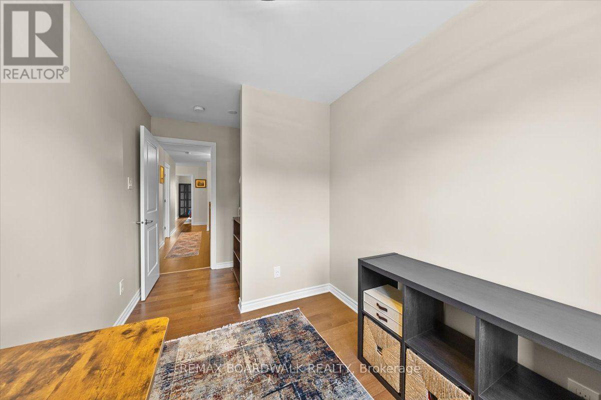 248 MUNRO STREET - 21
