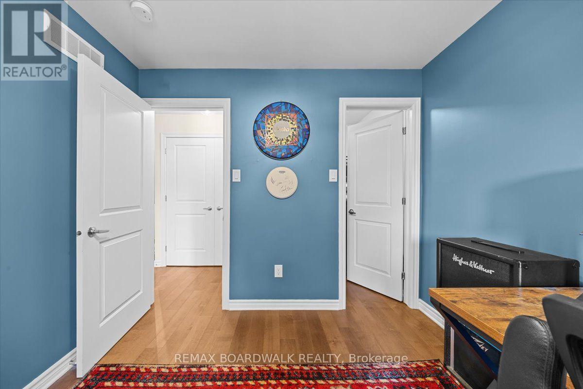 248 MUNRO STREET - 29