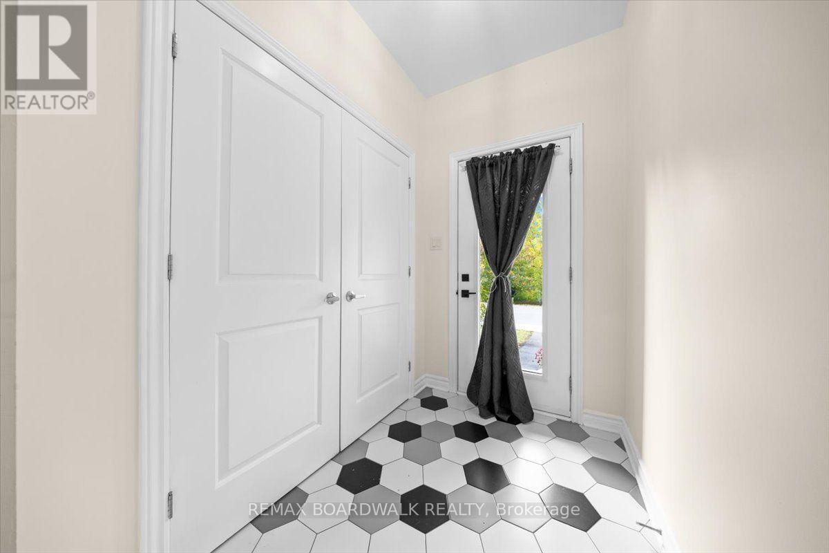 248 MUNRO STREET - 3