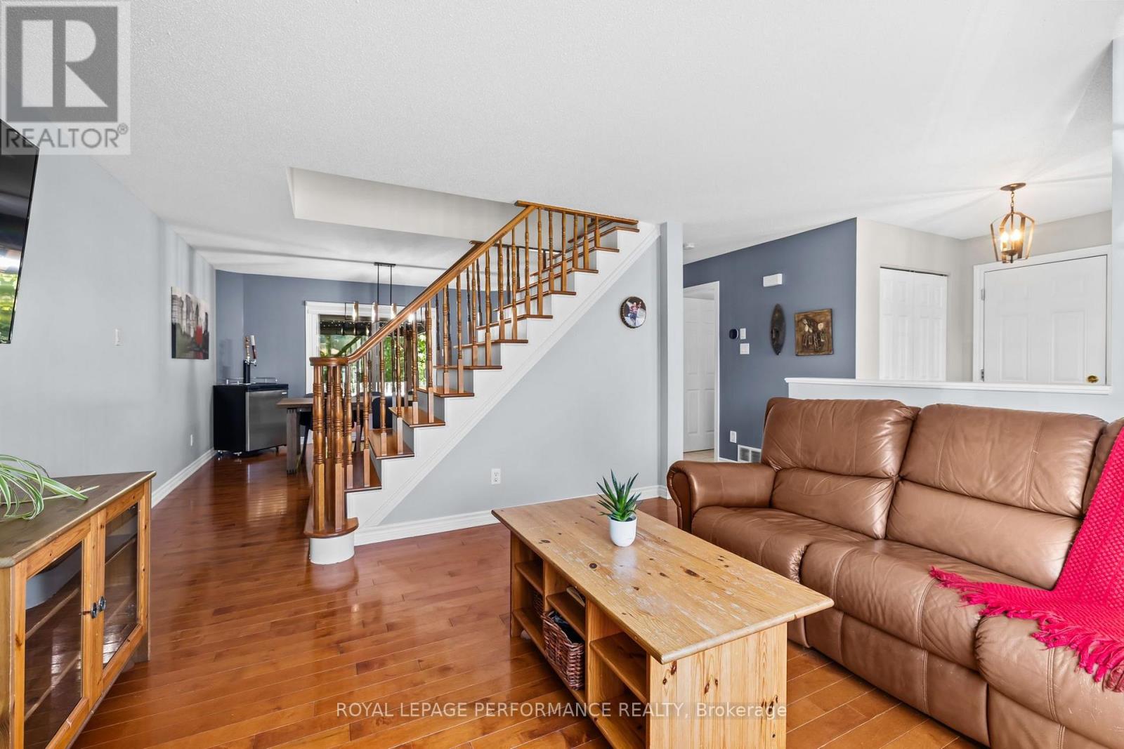 34 GIROUX STREET - 10