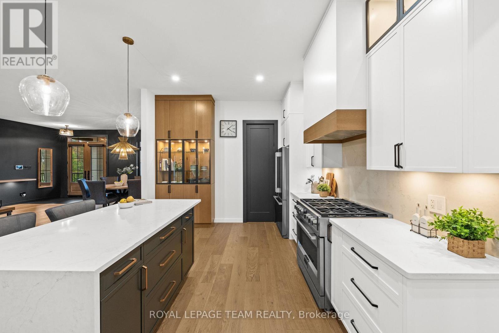4686 BIRCHGROVE ROAD - Image 16