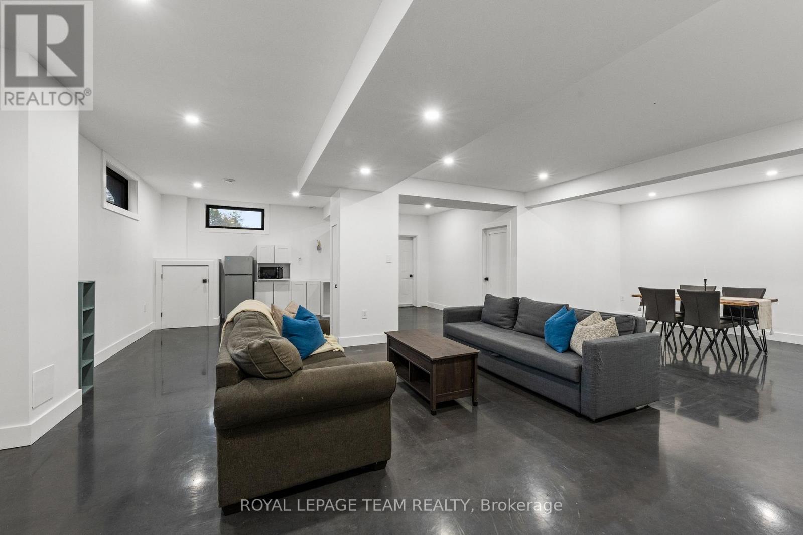 4686 BIRCHGROVE ROAD - Image 40