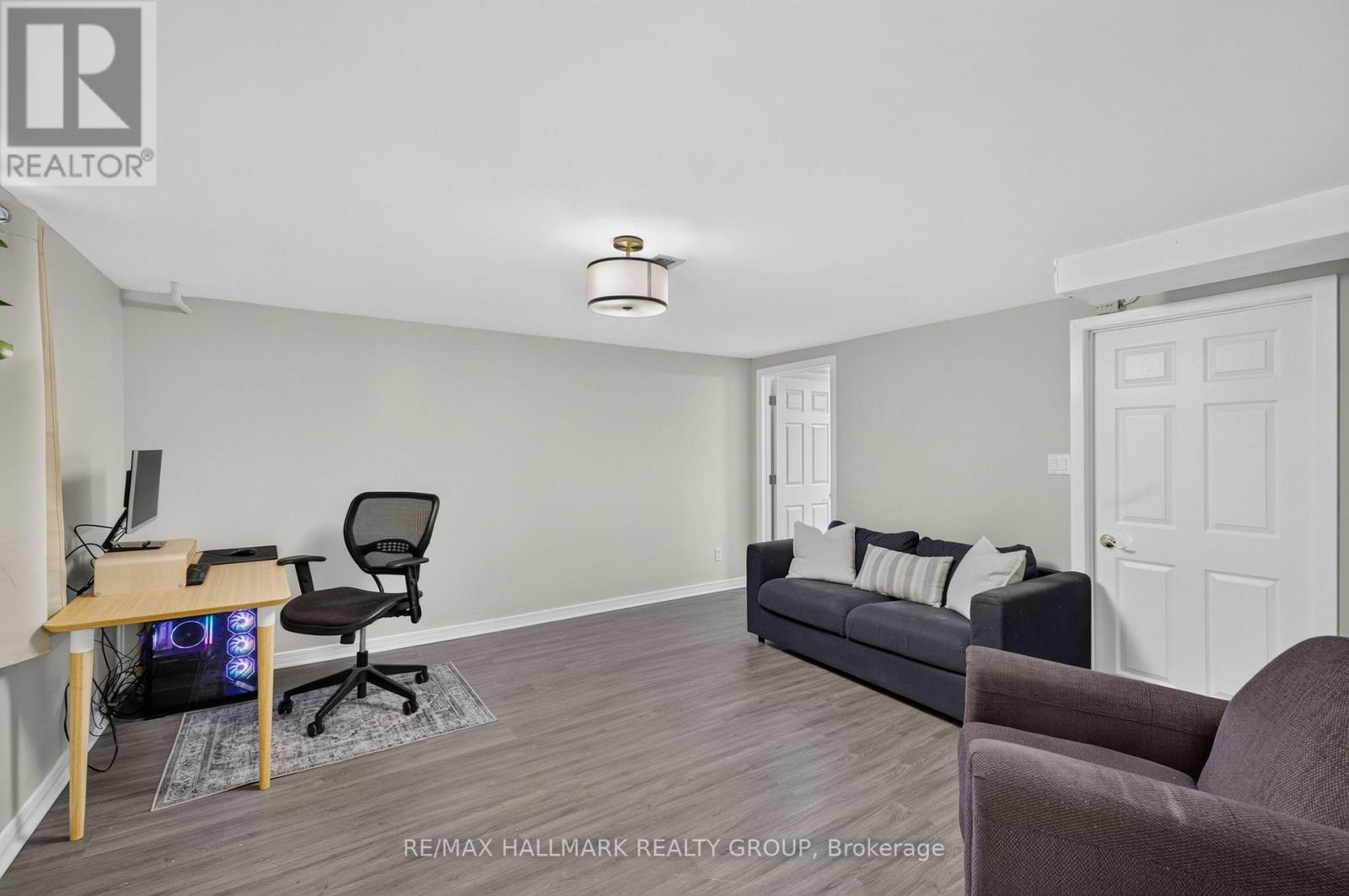 1246 SUMMERVILLE AVENUE - 19