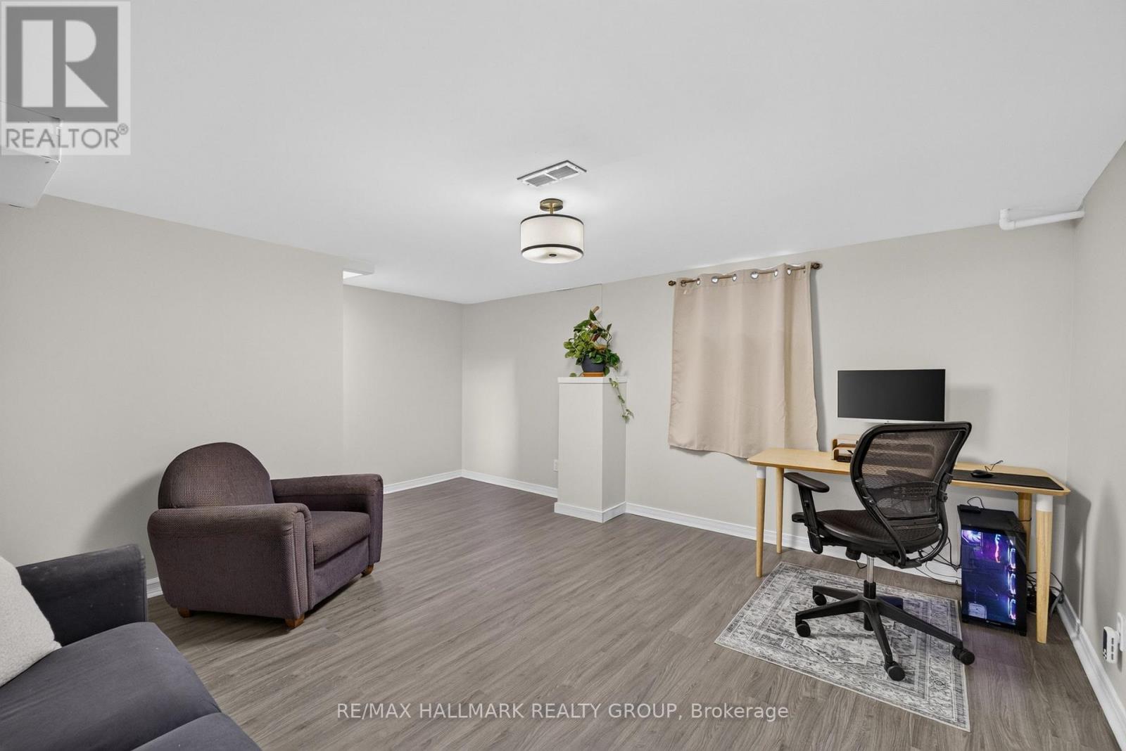 1246 SUMMERVILLE AVENUE - 21