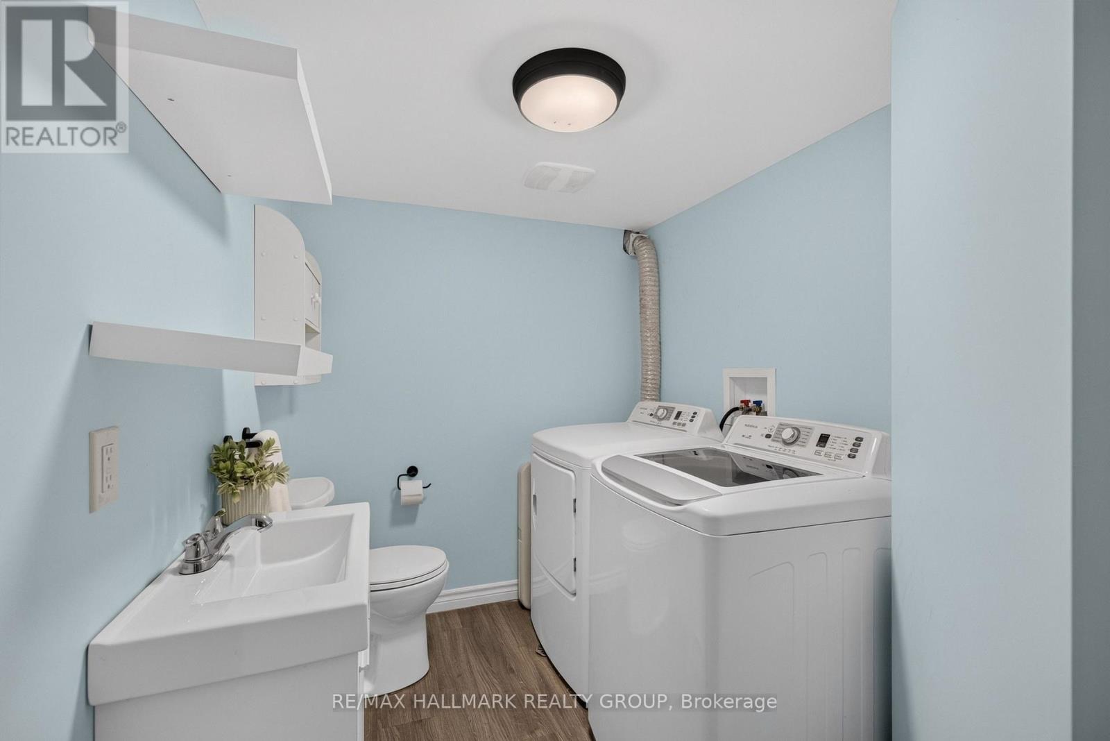 1246 SUMMERVILLE AVENUE - 22
