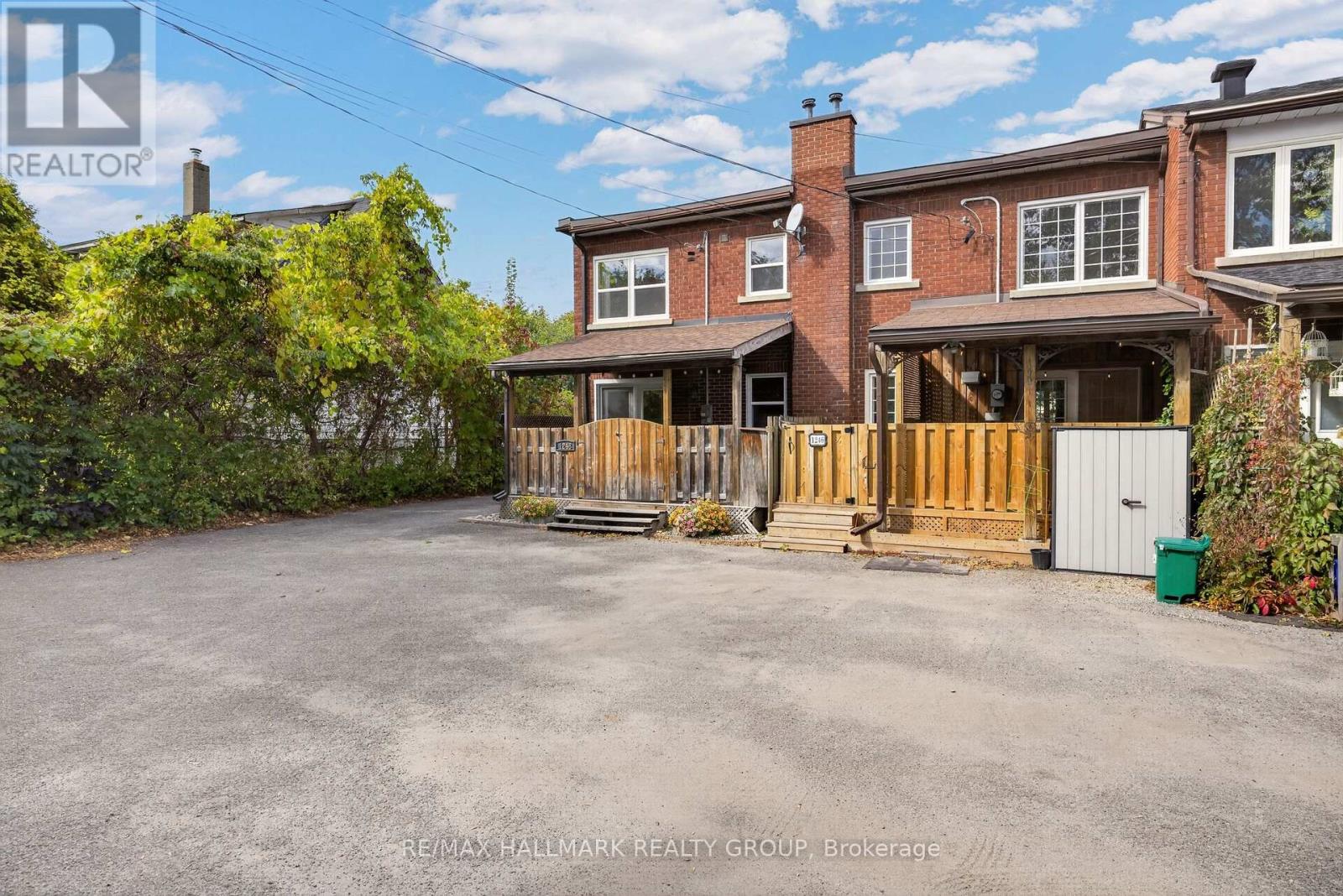 1246 SUMMERVILLE AVENUE - 26