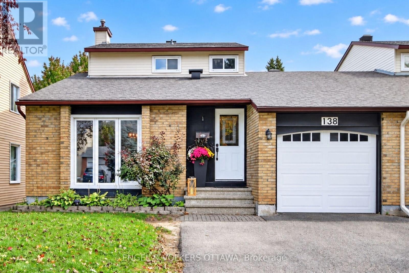 138 SHERWAY DRIVE - 1