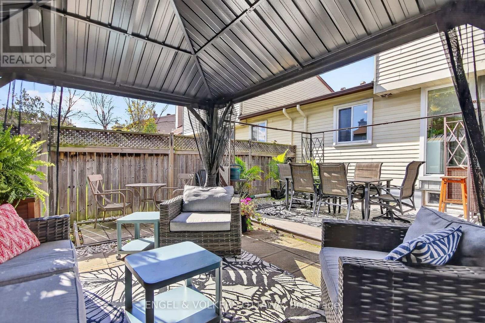 138 SHERWAY DRIVE - Image 37