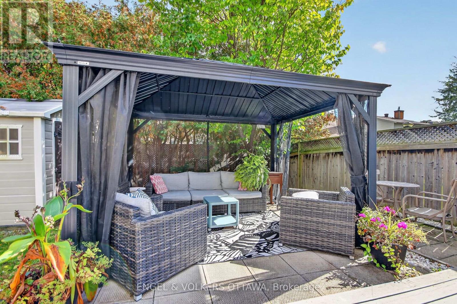 138 SHERWAY DRIVE - Image 38