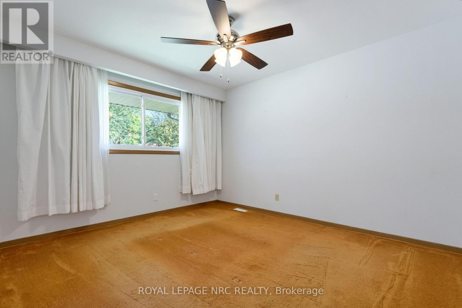 6395 GLENGATE STREET - Image 22