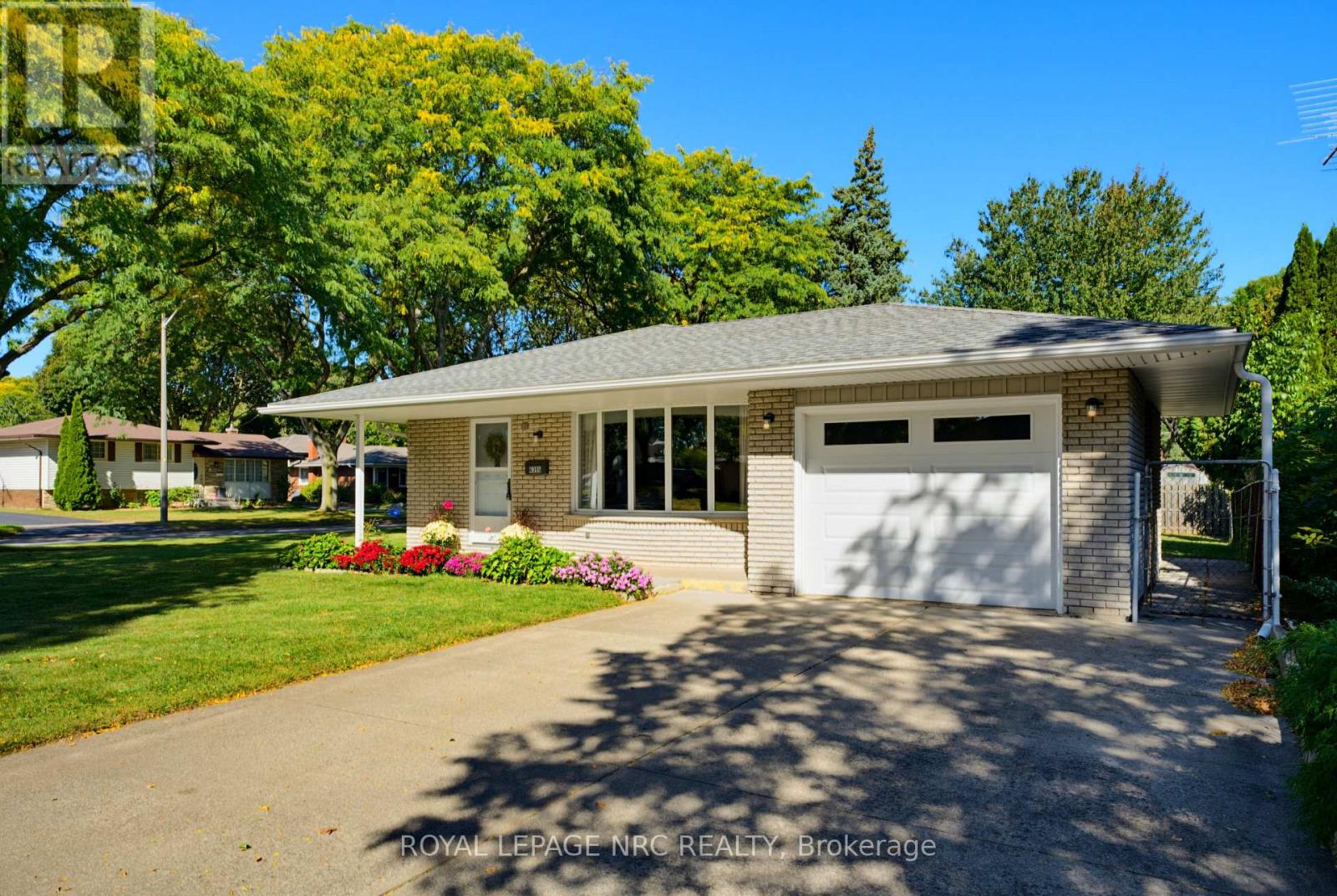 6395 GLENGATE STREET - 3