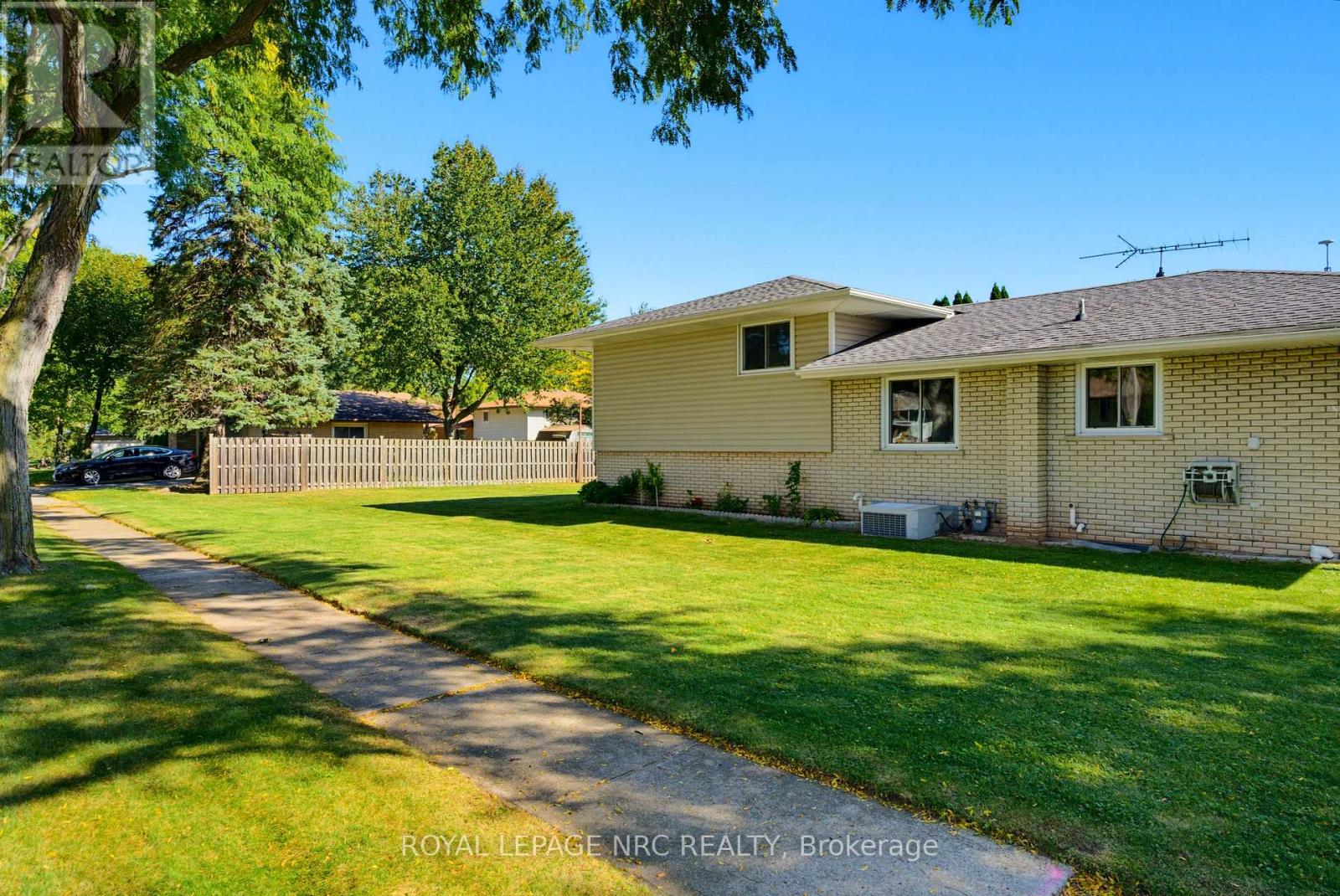 6395 GLENGATE STREET - 32