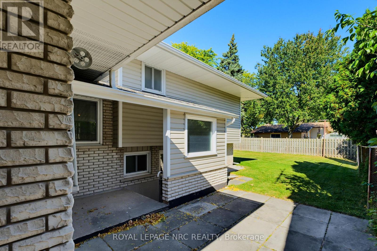 6395 GLENGATE STREET - Image 36