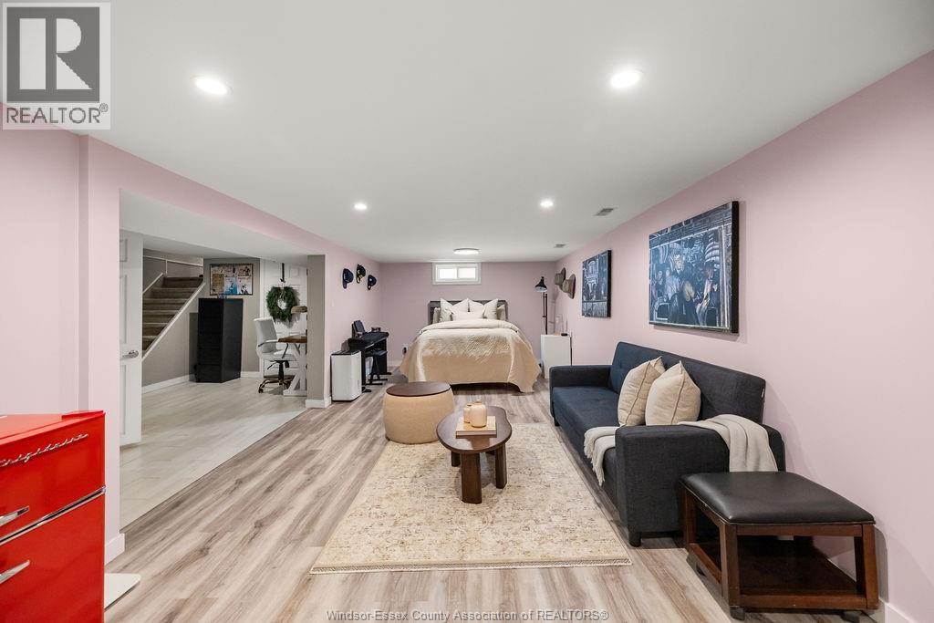 3060 DANDURAND AVENUE - 25