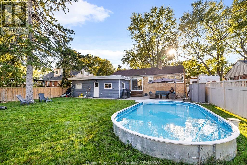 3060 DANDURAND AVENUE - 32