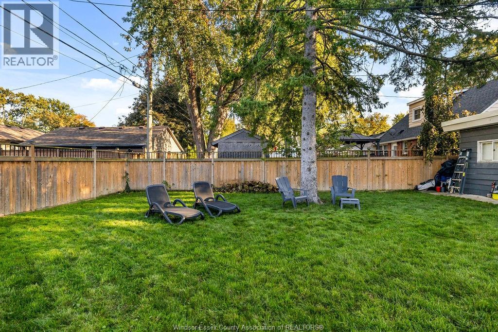 3060 DANDURAND AVENUE - 33
