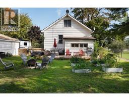 Sunroom - 549 County Road 34, Kingsville, ON N8M2W7 Photo 11