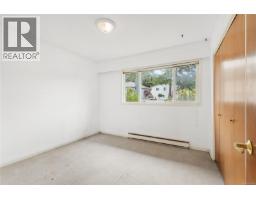 Ensuite - 3931 Braefoot Pl, Saanich, BC V8P2S2 Photo 15