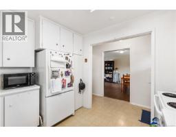 3931 Braefoot Pl, Saanich, BC V8P2S2 Photo 38