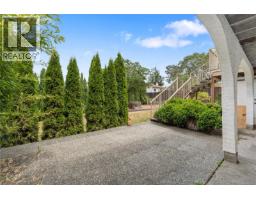3931 Braefoot Pl, Saanich, BC V8P2S2 Photo 48
