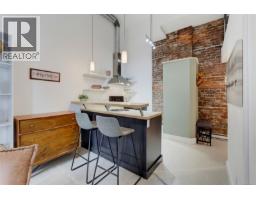 213 562 Yates St, Victoria, BC V8W1K8 Photo 10