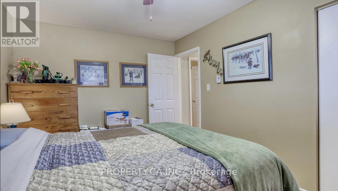 Upper- 204 Mason Drive, Whitby, ON photo 13