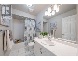 40 Cranborne Crescent, Whitby, ON L1M2M2 Photo 12