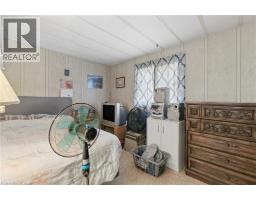 4pc Bathroom - 195 John Street S, Harriston, ON N0G1Z0 Photo 13