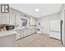 Dining room - 63 Mt Hope Street, Kitchener, ON N2G2J5 Photo 10